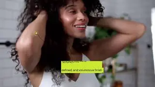 How to Achieve Voluminous Curls with Devacurl SuperMousse