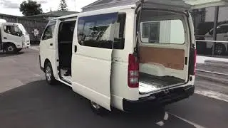 5975 2018 Toyota Hiace DX 2.0