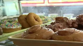 Avon Doughnuts in Pontiac named 4th best in U.S.