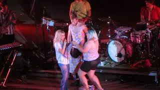 Paramore - Misery Business (Live at Red Rocks Amphitheater/Denver, CO 7/24/18) HD