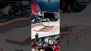 Chloe Covell #streetleague #SLS #kickflip
