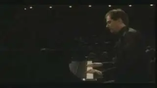 Roberto Plano plays Ginastera, Danzas Argentinas op.2
