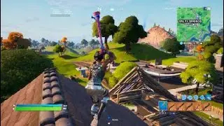 Fortnite j'ai p&eacute;ch&eacute; le poisson Midas + je vous montre son effet.