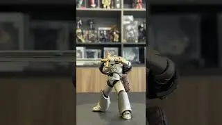 lron Warriors MKVI Tactical Sergeant with Power Sword and Plasma Pistol