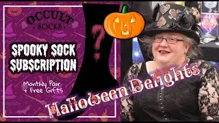 Occult Box Spooky Socks - August 2022 Unbagging - Subscription Bag Unboxing - Pumpkin Halloween