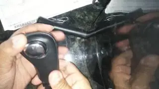 Replacing the shift handle button knob in Honda Accord 2005