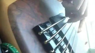 Bass Guitar Ramp: Closeup View and Demonstration