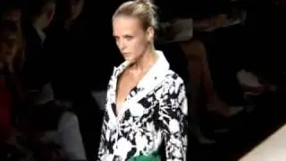 Moda Donna -Clips fashion show on Milano Moda Donna