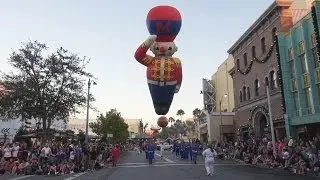 2013 MACY'S Thanksgiving / Holiday Day Parade at UNIVERSAL STUDIOS ORLANDO Florida - Highlights