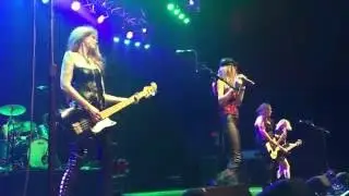 Shoot to Thrill, female AC/DC, LIVE at Fillmore Silver Spring