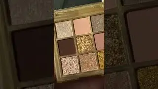 Huda Beauty Gold palette - Makeup products