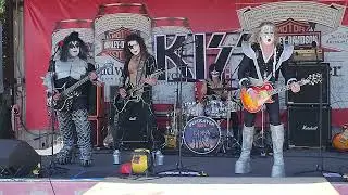 Destroyer- KISS Tribute Band at Strokers Biker Bar in Dallas, Texas 4/13/25