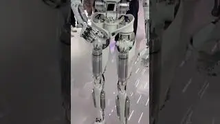 XPENG IRON's Bionic Muscles and 82 Joints Up Close (2 Generations)