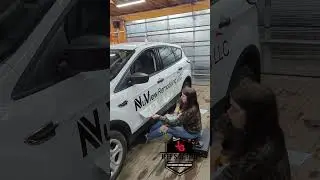 Expert Vehicle Graphics by The Lettering Lady: Installation 101