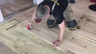 Parchet masiv stejar