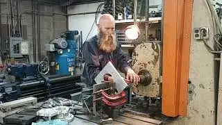 Заточной станок SRD спасает положение при доводке кондукторной пластины.
