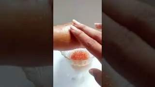 Cara Menghilangkan Flek Hitam Wajah Dengan Tomat#shorts