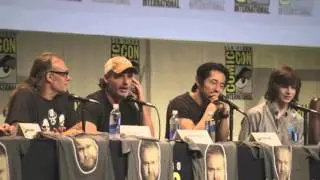 andrew lincoln talks about his beard the walking dead panel 2015 part 3