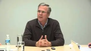 Jeb Bush meets with the Des Moines Register editorial board