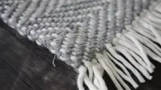 Dotts Rugs Handwoven Flatweave Wool Rug 