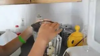 How To Make A Chocolate Milkshake [PatrickQuirky18]