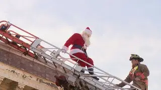 Santa 'rescued' by Cincinnati Fire Department in annual event
