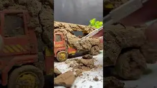 I helped the firefighters and cleaned their fire truk oleng  🧼😱 #shorts #asmr #satisfying