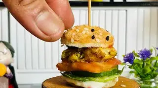 Mini chicken burger/Mini kitchen/Miniture kitchen/Mini food