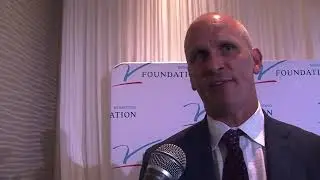 JAMES HILL SPORTS EXCLUSIVE BASKETBALL COACH DANNY HURLEY CONNECTICUT HUSKIES ON DICK VITAL GALA