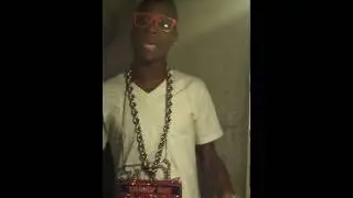 SKOOLBOY MIXTAPE VIDEO DROP FOR BUZZING THREW YO SPEAKERS