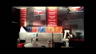 Anuga FoodTec in Cologne, Germany: JEROS washing machine combined with a UR10 robot