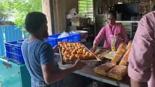 How To Make Khari Biscuit ?? Maharashtra Special Tea Snack | Live Puff Making in Indian Bakery