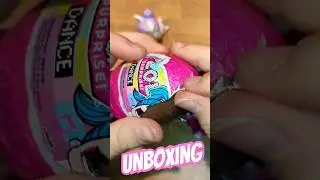 L.O.L. Surprise! 💃 Amazing Kinder Egg and Magical Ring playing MUSIC 🎼♫♪♬ 🎶★🎧