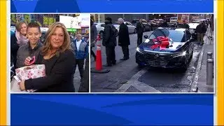 Single mom who brings holiday spirit to those in need surprised with new car