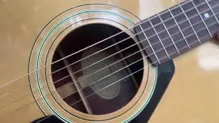 Yamaha FG-335