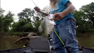 CRAPPIE FISHING IN SNAKE INFESTED WATERS 🐍💦