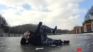 2022 02 15 - playing on ice with jinny