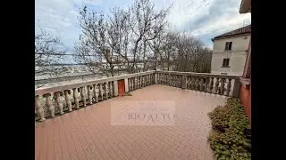 VENEZIA SANT'ELENA  ultimo piano, ampia metratura, con terrazza al piano con vista panoramica.