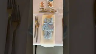 А еще это отличный сувенир для вечеринки! Сложенная в виде маленького плюшевого мишки салфетка 🧸 ...