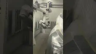 painting robot in spray booth