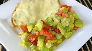 🥗Ensalada saludable y económica de aguacate y tomate. ¡Pruébala! 🥑😋