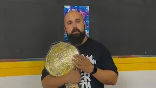Javier Vives, campe&oacute;n absoluto de Tyris Wrestling, sobre #SnowBall18