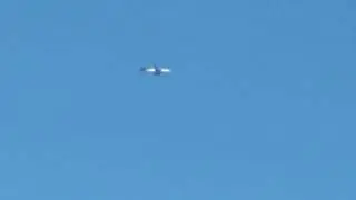 Close flyby of Airplane (Norlinor Aviation's Boeing 737-2K2C(A)