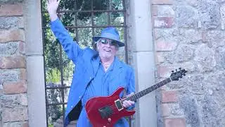 Ian Dewart - Love will conquer all