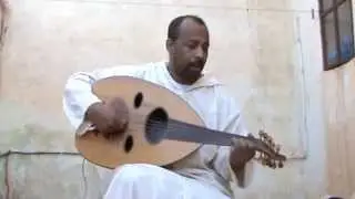 ناجمي محمد ياسين في أغنية علاش يا عيوني شفتو عينيه