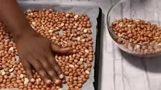 ROASTED  PEANUTS IN OVEN OR ON THE STOVE || ROASTED PEANUTS IN TWO WAYS||fixngobbleTv