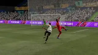 FIFA21 | FUT | Friendlies | Silver Lounge | Armstrong s&eacute;r&uuml;lten sem tud kis g&oacute;lt lőni