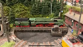 Der grüne Renner von Arnold, die legendäre 18 201, Modelleisenbahn Spur N