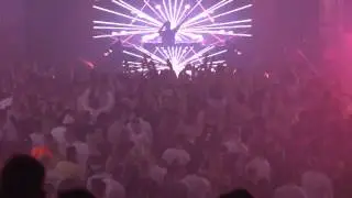 Dex Smashing Up The Rave With Trojan Carnage (Copenhagen Alive)