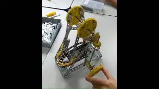 Projeto Barco Viking Movido por Engrenagens! 🚢⚙️ #Engenharia #DIY
